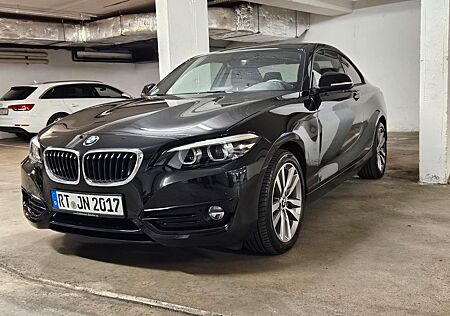 BMW 220i Steptronic Coupé Sport Line Sport Line