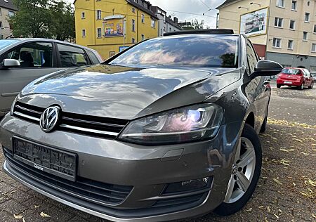 VW Golf Volkswagen 2.0 TDI DSG CUP Panorama Dach Navi Xenon