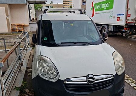 Opel Combo Life mit Tüv Export