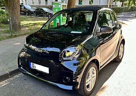 Smart ForTwo coupé 60kW EQ Batterie - Unfallfrei
