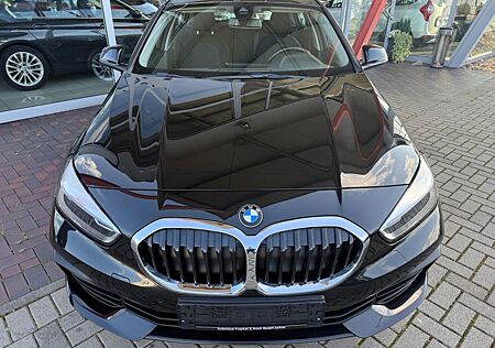 BMW 118 1 Lim. d Advantage LED*Lnkhzg*PDC*Sitzhzg