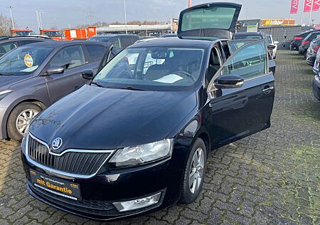 Skoda Rapid Spaceback Ambition 3 HD tel : 01727199990