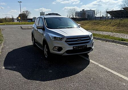 Ford Kuga 1,5 EcoBoost 4x4 134kW Trend Autom. Trend