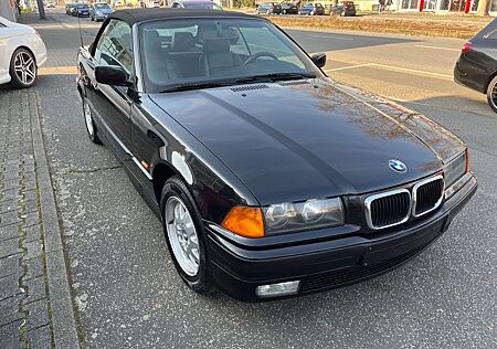 BMW 318 Cabrio Automatik, Klima, el. Verdeck