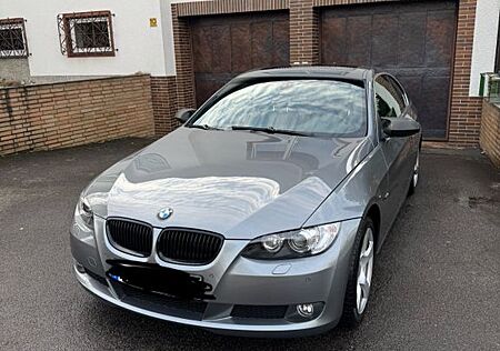 BMW 325 i