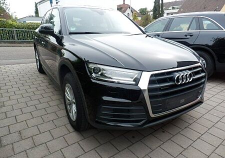 Audi Q5 35 TDI quattro Navi, AH-Kupplung