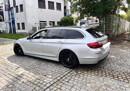 BMW 520d xDrive Touring A -