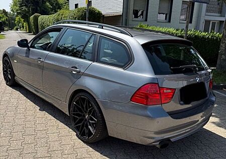 BMW 320i Touring - AHK, TÜV neu