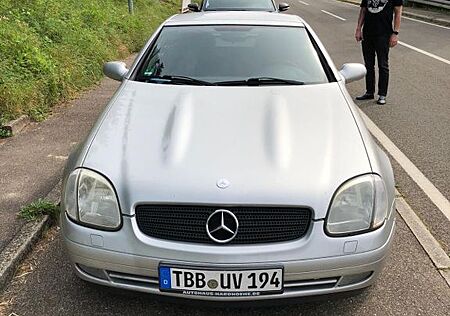 Mercedes-Benz SLK 200 -