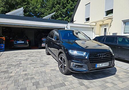 Audi Q7 e-tron 3.0 TDI quattro tiptronic -