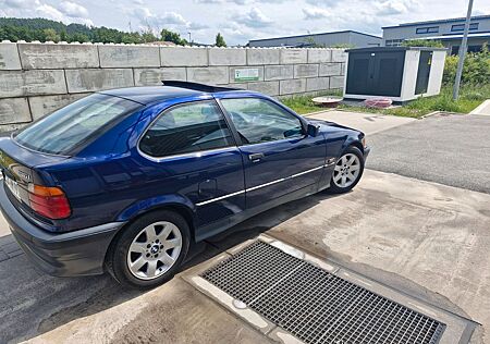 BMW 316i Compact e36