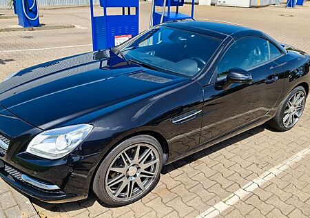 Mercedes-Benz SLK 200 -