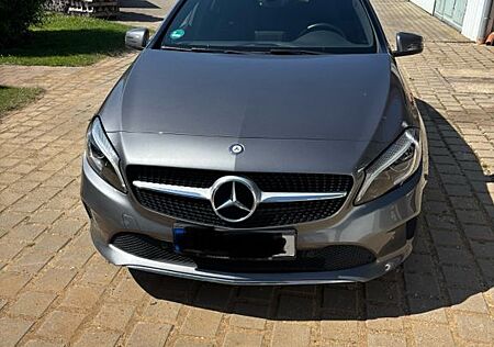 Mercedes-Benz A 200 d -