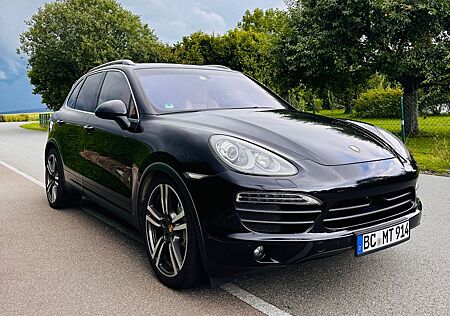 Porsche Cayenne S - 21"-PANORMA-AHK-DEUTSCH