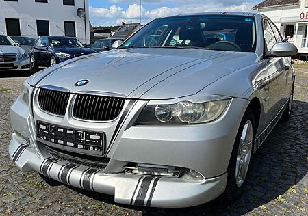 BMW 320 i Limo E90 Klimaanlage 86.000km Tüv neu !