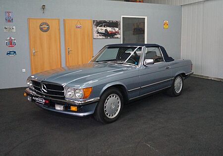 Mercedes-Benz SL 560 V8 Cabrio R107*SOFT&HARDTOP LEDER
