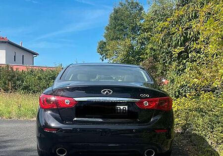 Infiniti Q50 2.2d Premium Automatik Premium