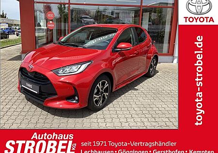 Toyota Yaris Hybrid 116 1.5 VVT-i Team Deutschland m. S