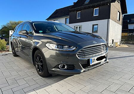 Ford Mondeo 2,0 TDCi 110kW Titanium Turnier Power...