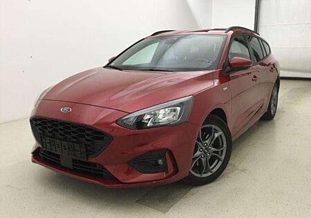 Ford Focus Turnier 1.0 EcoBoost ST-Line X+RFK+NAVI+PD