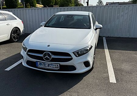 Mercedes-Benz A 220 4MATIC