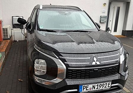 Mitsubishi Outlander 2.4 PHEV 4WD Top Top