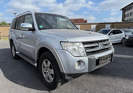 Mitsubishi Pajero 3.2 DI-D Edition 100