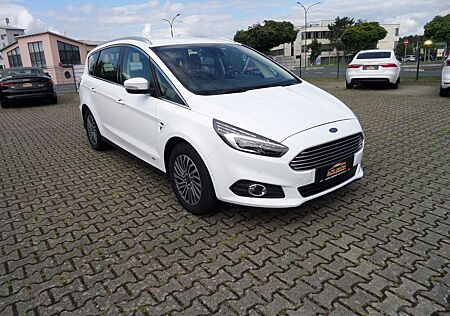 Ford S-Max EcoBlue Titanium AWD+Turbolader-Schaden