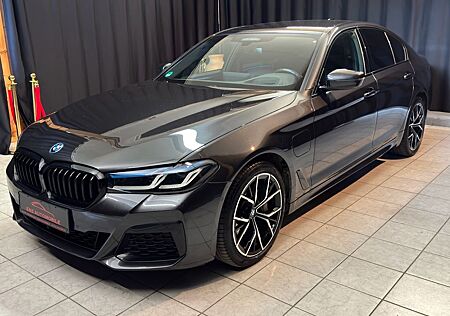 BMW 545 e xDrive M Sport Lim. |HUD|ACC|LASER|360°|