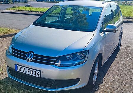 VW Sharan Volkswagen 2.0 TDI SCR 4MOTION Trendline Trendline