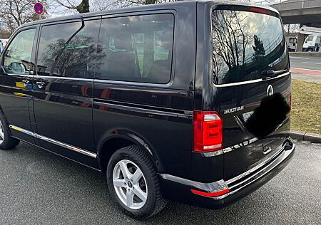 VW T6 Multivan Volkswagen Multivan Generation Six DSG TDI