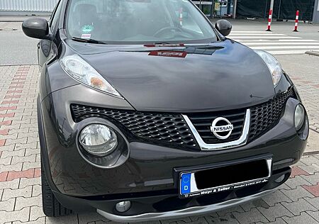 Nissan Juke 1.6 DIG-T Shiro 4x4 CVT-M6 Shiro