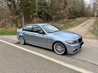 BMW 318d M-Paket LCI AHK 19Zoll ///M Alcantara 4-fac