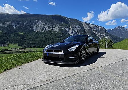 Nissan GT-R 3.8l Black Edition 778 PS mit TÜV