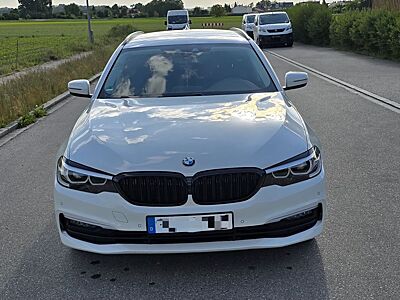 BMW 520i Touring A -