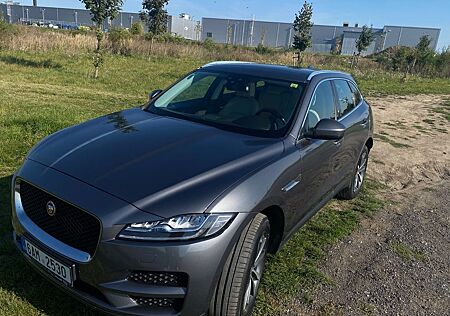 Jaguar F-Pace 20d AWD Prestige Automatik Prestige