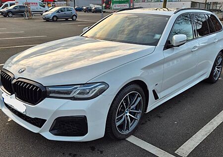 BMW 530d Touring A -