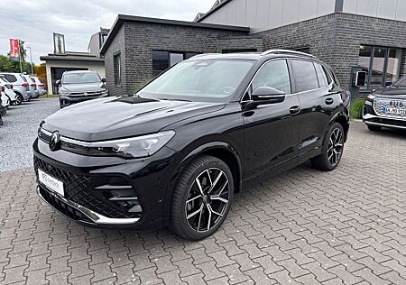 VW Tiguan Volkswagen 2.0 TDI 4Motion R-Line Pano AHK HUD Matri