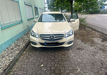 Mercedes-Benz E 200 Blue Tec Taxi sehr Sparsam