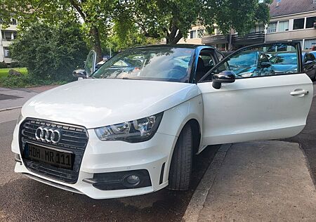 Audi A1 S Line 1. Hand
