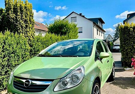 Opel Corsa D 1.2 SHZ & LHZ - Neue Reifen
