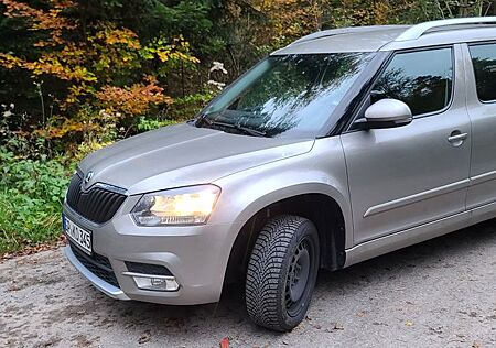 Skoda Yeti 1.2 TSI Ambition - RENTNERAUTO/SHZ/KLIMA