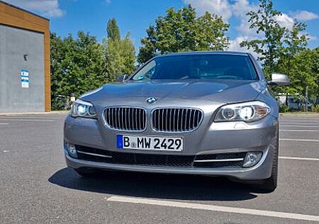 BMW 520i