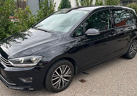 VW Golf Sportsvan Volkswagen 1.6 TDI Comfortline BlueMotio...