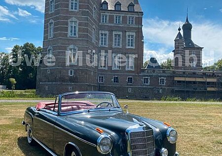 Mercedes-Benz 220 S