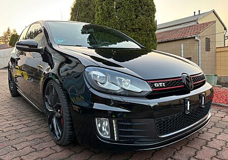 VW Golf Volkswagen 2.0 GTI 2009 279PS
