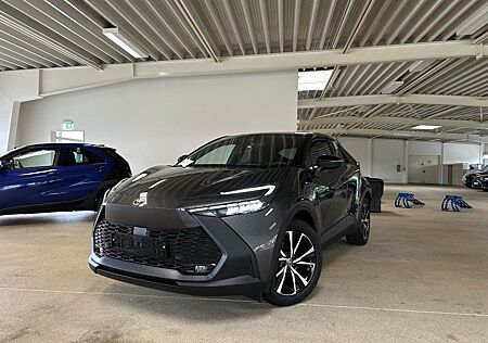 Toyota C-HR 1.8 Hybrid Team Deutschland