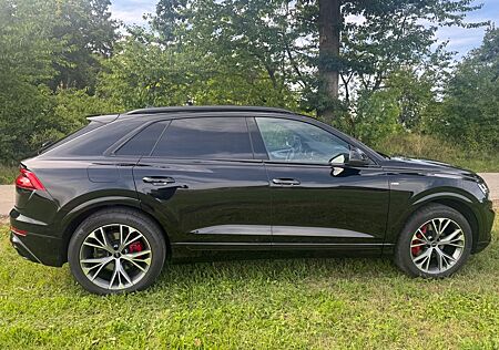 Audi Q8 50 TDI quattro tiptronic -