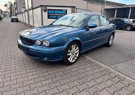 Jaguar X-Type 3.0 V6 Sport 4x4 Leder Klima-Navi