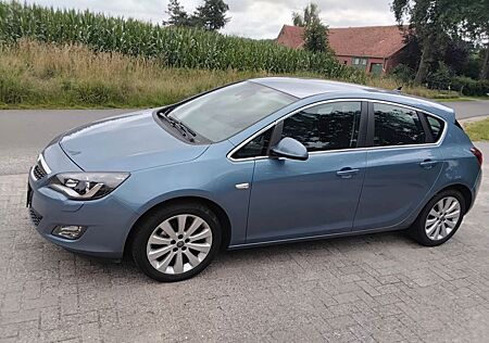 Opel Astra 1.6 Cosmo Cosmo